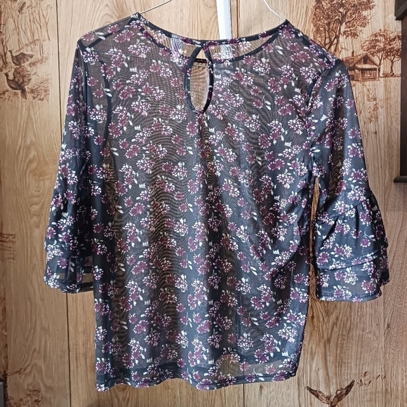 No Boundries Black Sheer Floral Chiffon Top Size Small - Picture 5 of 9